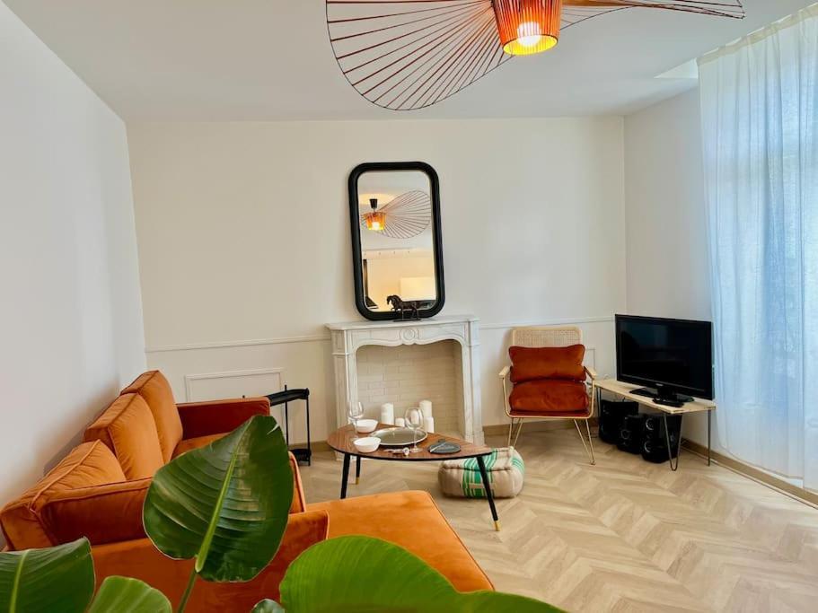 Chez Louis - Le Remois Du Centre Apartment Reims Exterior photo